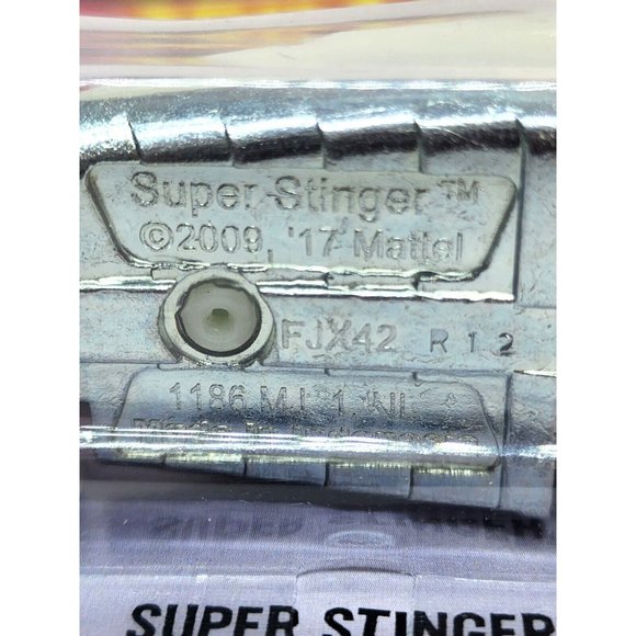 2009 Mattel Hot Wheels Trick Or Treat DXT91 Super Stinger Die-cast 1:64 Car - Picture 6 of 16